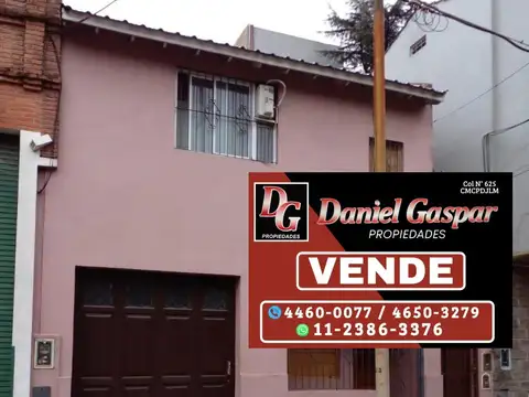 VENTA – PH TIPO CASA EN DOS PLANTAS – GARAGE CUBIERTO