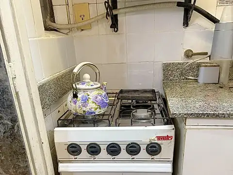 Hipólito Irigoyen 1300