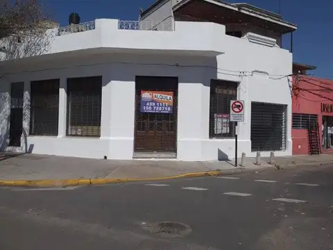 Local en Alquiler en Arroyito, $ 2.000.000