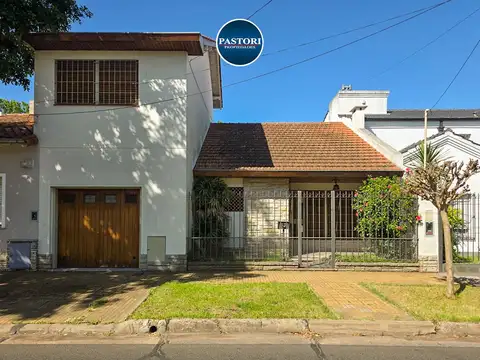 VENTA DE CASA DE 4 AMB EN OLIVOS ROCHE