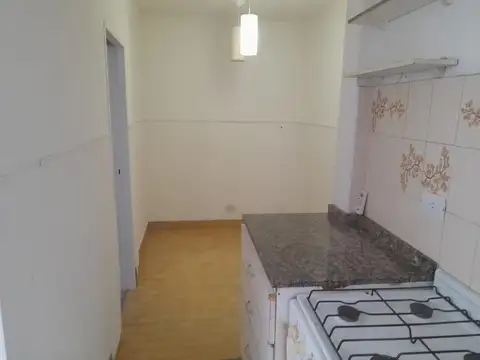 Depto Tipo Casa en Venta 60 años