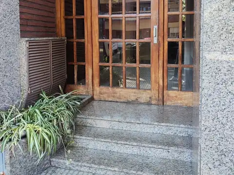 Precioso semipiso en venta sobre Av. SM Del Carril