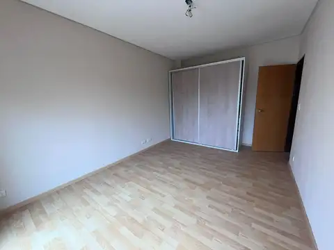 Depto Tipo Casa 2 ambientes con 2 baños