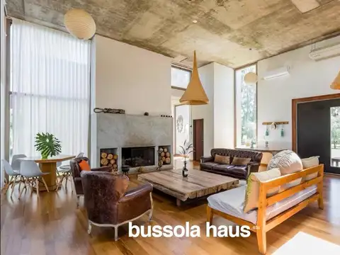 Casa en Alquiler de 5 dormitorios