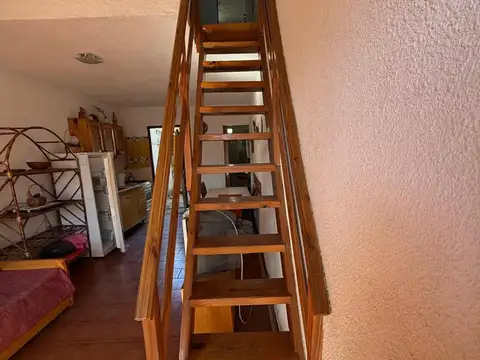 Casa 2 ambientes con 1 baño