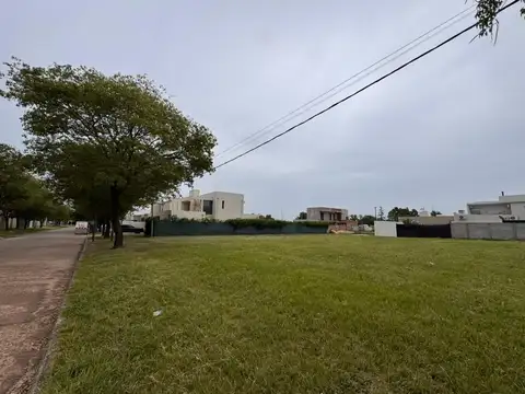Terreno en venta Barrio Pablo Pizzurno