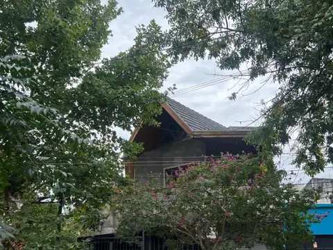 Casa en venta de 3 ambientes - Longchamps - Almirante Brown