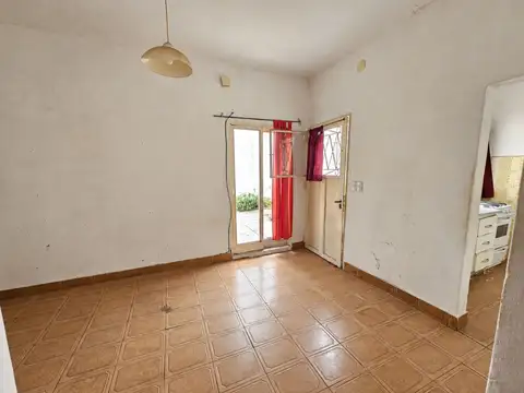 Casa 7 ambientes con 4 baños