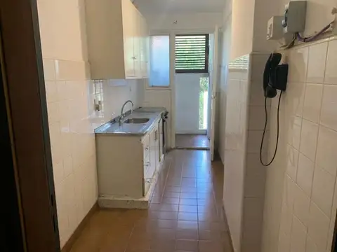Departamento 3 ambientes con 1 baño
