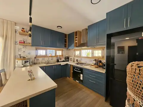 VENTA CASA/4AMB/COCHERA/APTOCREDITO/CENTRO ESCOBAR