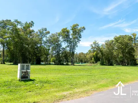 Terreno en venta en 2E de Pinares Country Club