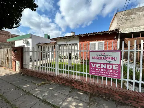 VENTA- CASA 3 AMBIENTES -SAN ANTONIO DE PADUA
