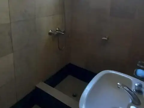 CASA PRi“XIMA A COLECTORA