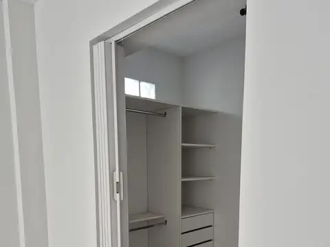 Departamento en Alquiler con 1 cochera