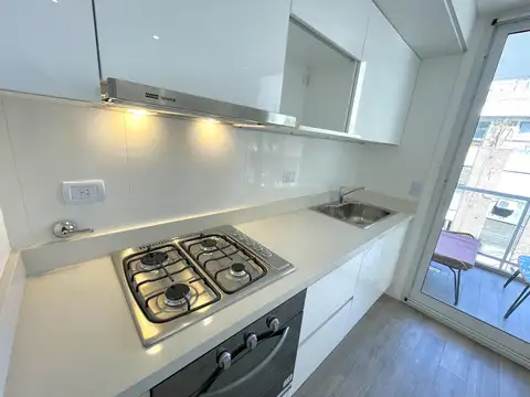 Balcarce  al 1300 - Departamento de 2 dormitorios balcón y patio