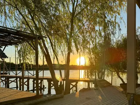 VENTA TERRENO CON CABAÑAS EN EL DELTA DEL TIGRE