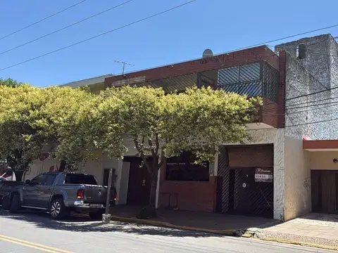 Edificio Comercial en Belen De Escobar