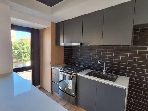Departamento en Alquiler con 1 cocheras