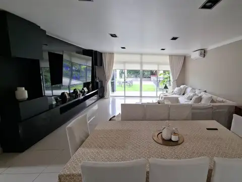 Casa en alquiler Barrio Privado Los Olmos