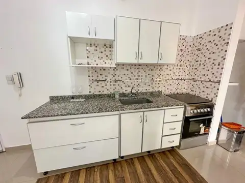 Oportunidad Venta Departamento 2 ambientes Balcón y cochera