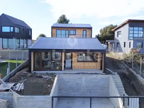 Casa a estrenar en Ph en barrio Altos de Pinar del Sol, Bariloche (UF1)
