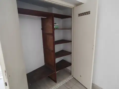 Departamento en Alquiler en Primera Junta, $ 900.000