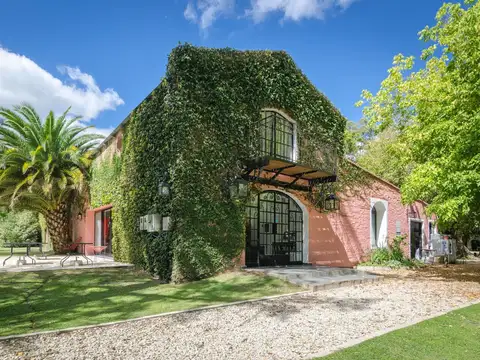 Venta casa 5 ambientes country Campos de Roca