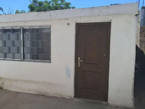 ALQUIULER CASA 2 DORMITORIOS LA TEJA
