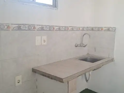 ALQUIULER CASA 2 DORMITORIOS LA TEJA