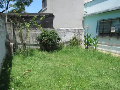 Pringles 1100, Piso 0