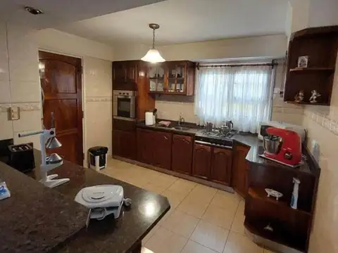 Depto Tipo Casa en Venta de 4 ambientes