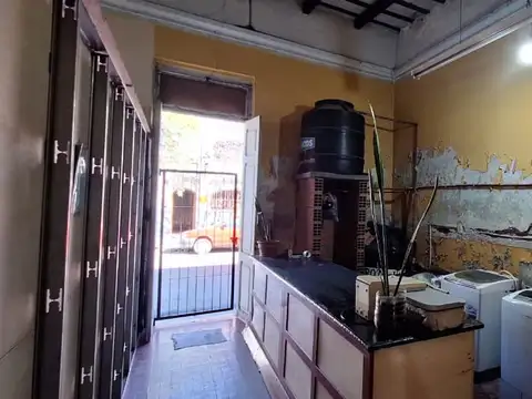 Córdoba 700