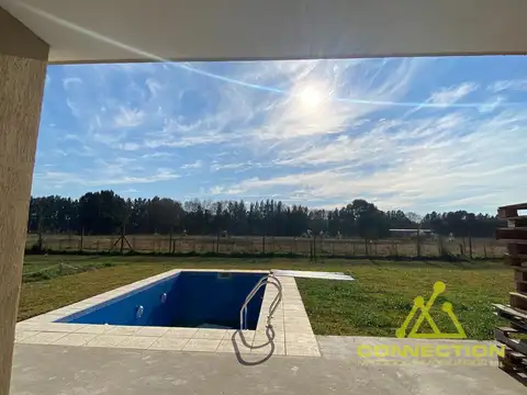 Casa 4 ambientes con 3 baños