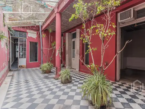 Casa en Alquiler 100 años