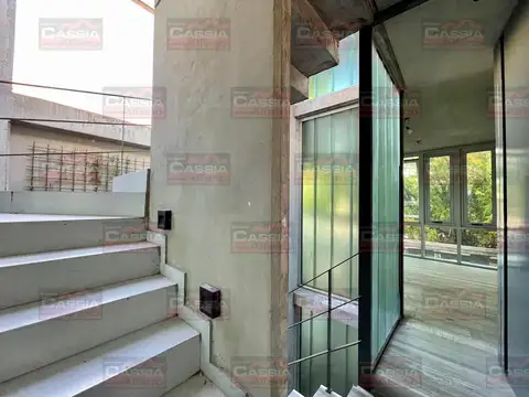 Local en Alquiler en Banfield, $ 900.000