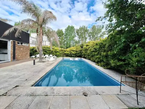 Casa en Alquiler en Las Acacias Hudson, USD 2.900