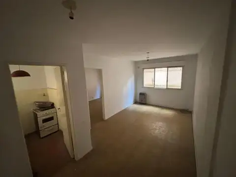 Oficina 2 ambientes con 1 baño