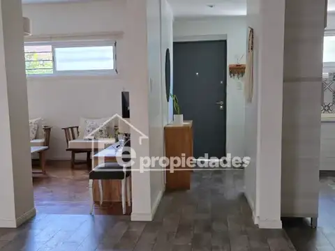 Casa 5 ambientes con 1 baño