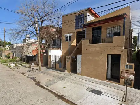 Alquiler Departamento en El Talar, Tigre, al frente con balcón, a 1 cuadra de Ruta 197