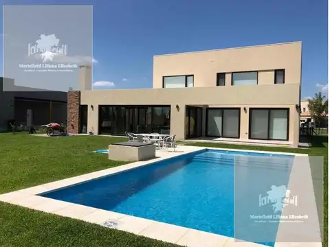 Casa en Venta de 4 dormitorios