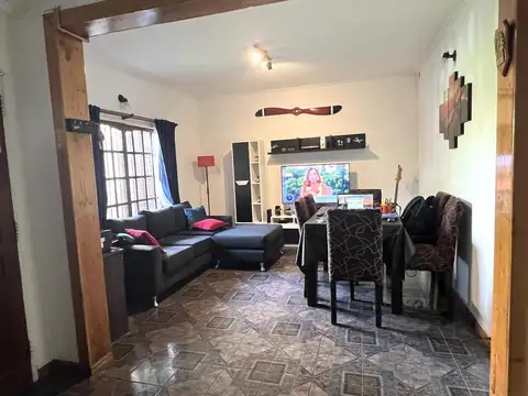Casa en Venta en Haedo, USD 170.000