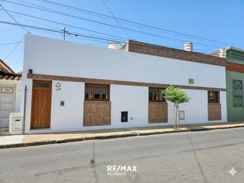VENTA CASA CENTRICA 2 DORM SAN NICOLAS APTA CRED