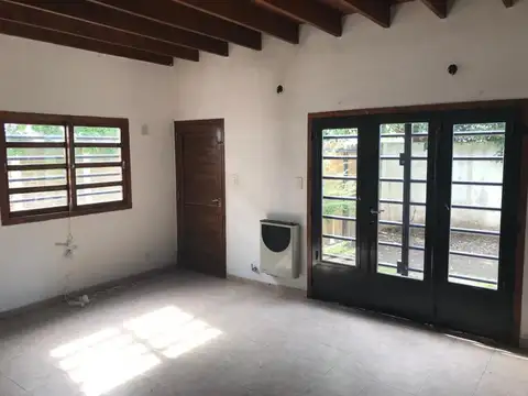 Depto Tipo Casa en Alquiler en Tolosa, $ 850.000