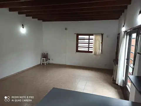 Depto Tipo Casa en Alquiler de 2 dormitorios
