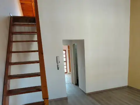 Departamento en Venta San Miguel Dos ambientes con balcón y play room
