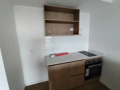 Departamento en Alquiler en Lanus Oeste, $ 650.000