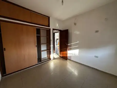 Casa en Alquiler en Yapeyu, $ 720.000