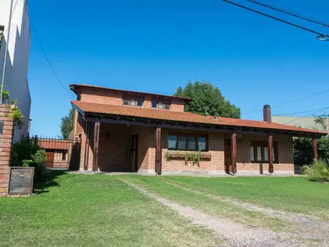 Casa en Alquiler de 3 dormitorios