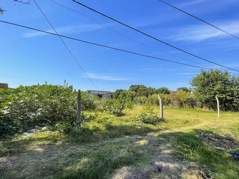 Las Heras 1140 'Mz 66 Lt 13-14 y 15