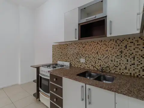 Depto Tipo Casa 2 ambientes con 1 baño